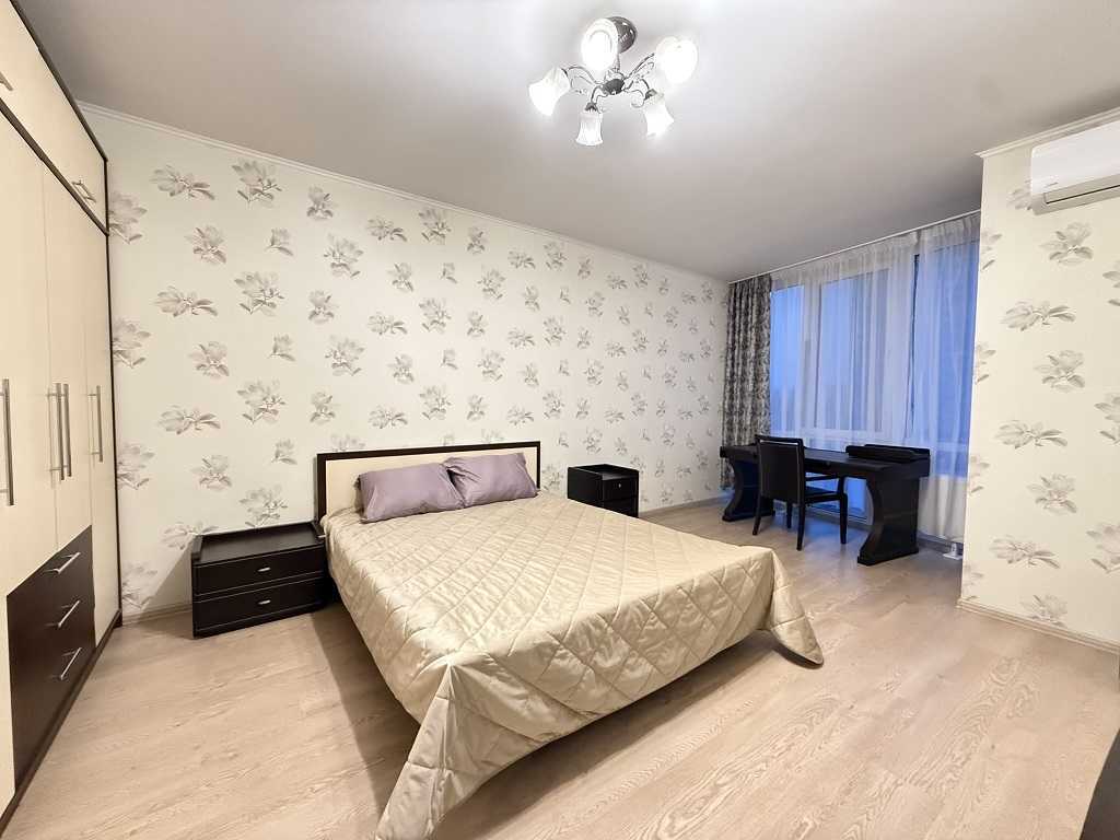 Аренда 1-комнатной квартиры 47 м², Юрия Шумского ул., 3Г