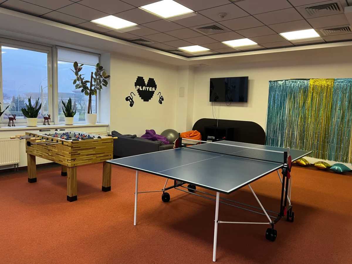 Оренда офісу 986.1 м², Євгена Сверстюка вул., 2а