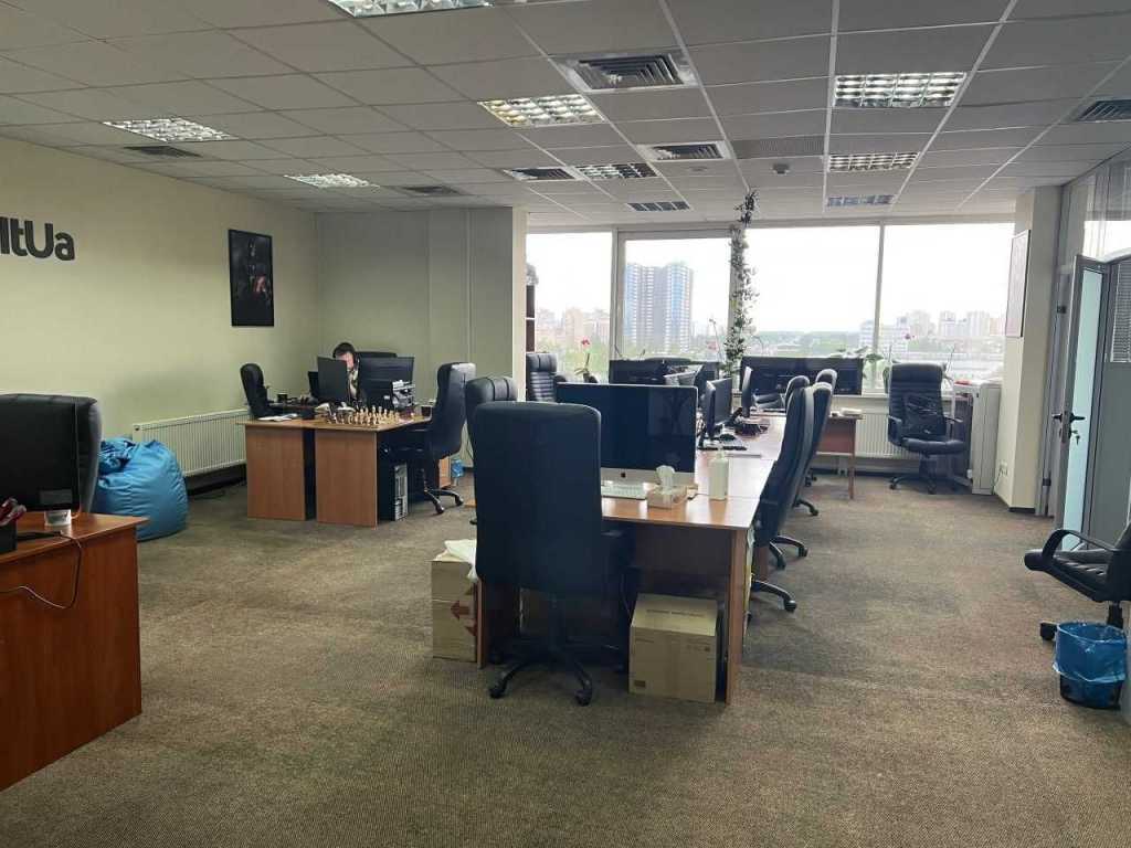 Оренда офісу 95 м², Євгена Сверстюка вул., 2а