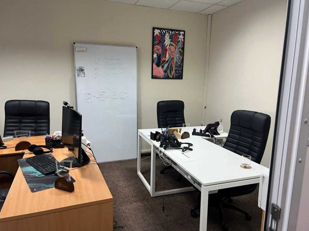 Оренда офісу 95 м², Євгена Сверстюка вул., 2а