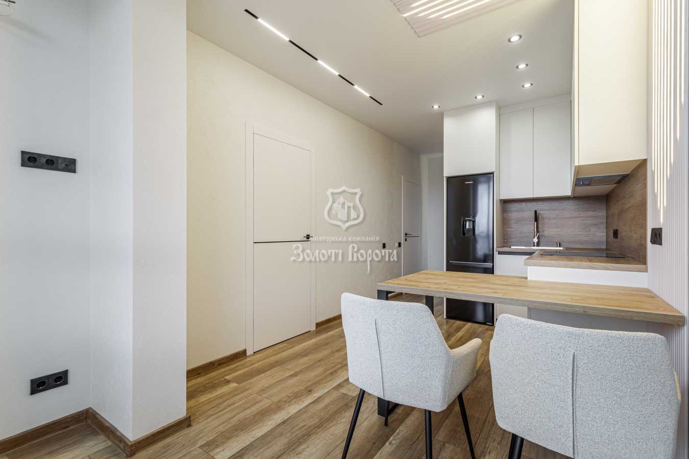 Продаж 1-кімнатної квартири 36.66 м², Дніпровська наб., 17к