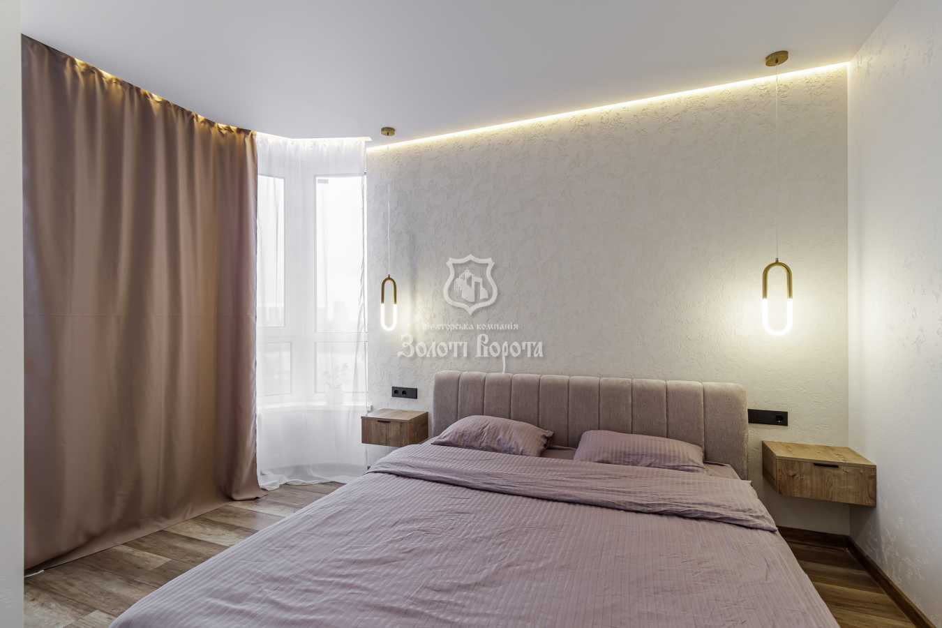 Продаж 1-кімнатної квартири 36.66 м², Дніпровська наб., 17к