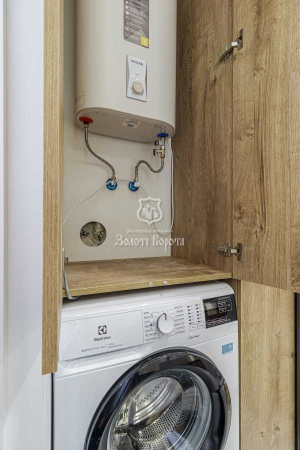 Продаж 1-кімнатної квартири 36.66 м², Дніпровська наб., 17к