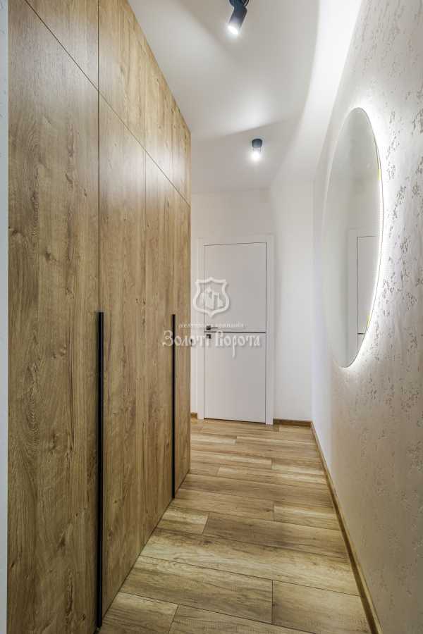 Продаж 1-кімнатної квартири 36.66 м², Дніпровська наб., 17к