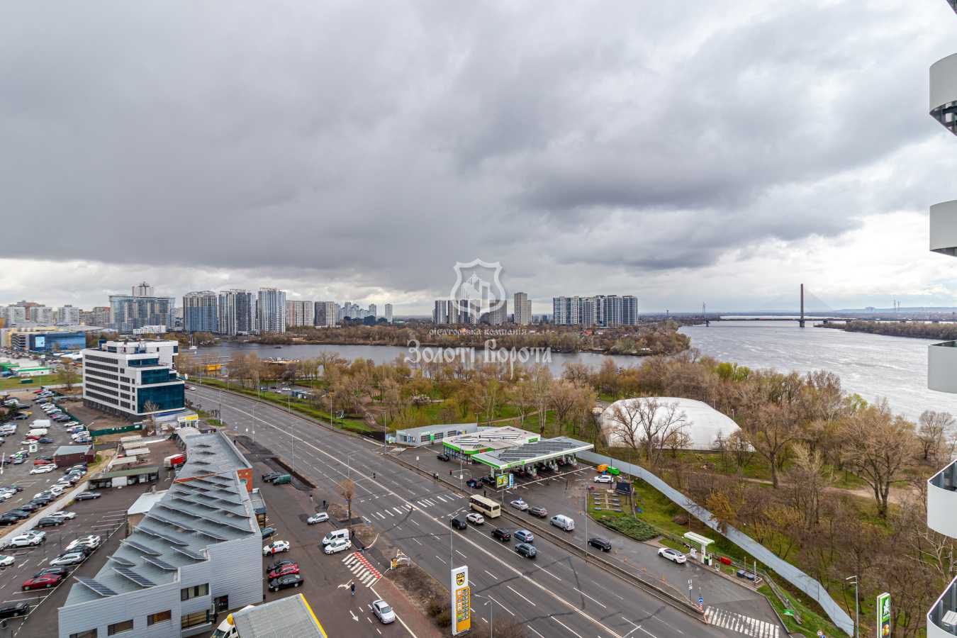 Продаж 1-кімнатної квартири 36.66 м², Дніпровська наб., 17к