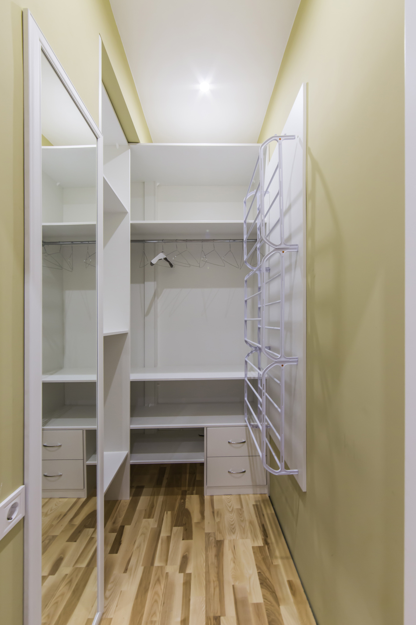 Аренда 5-комнатной квартиры 146 м², Софиевская ул., 25А