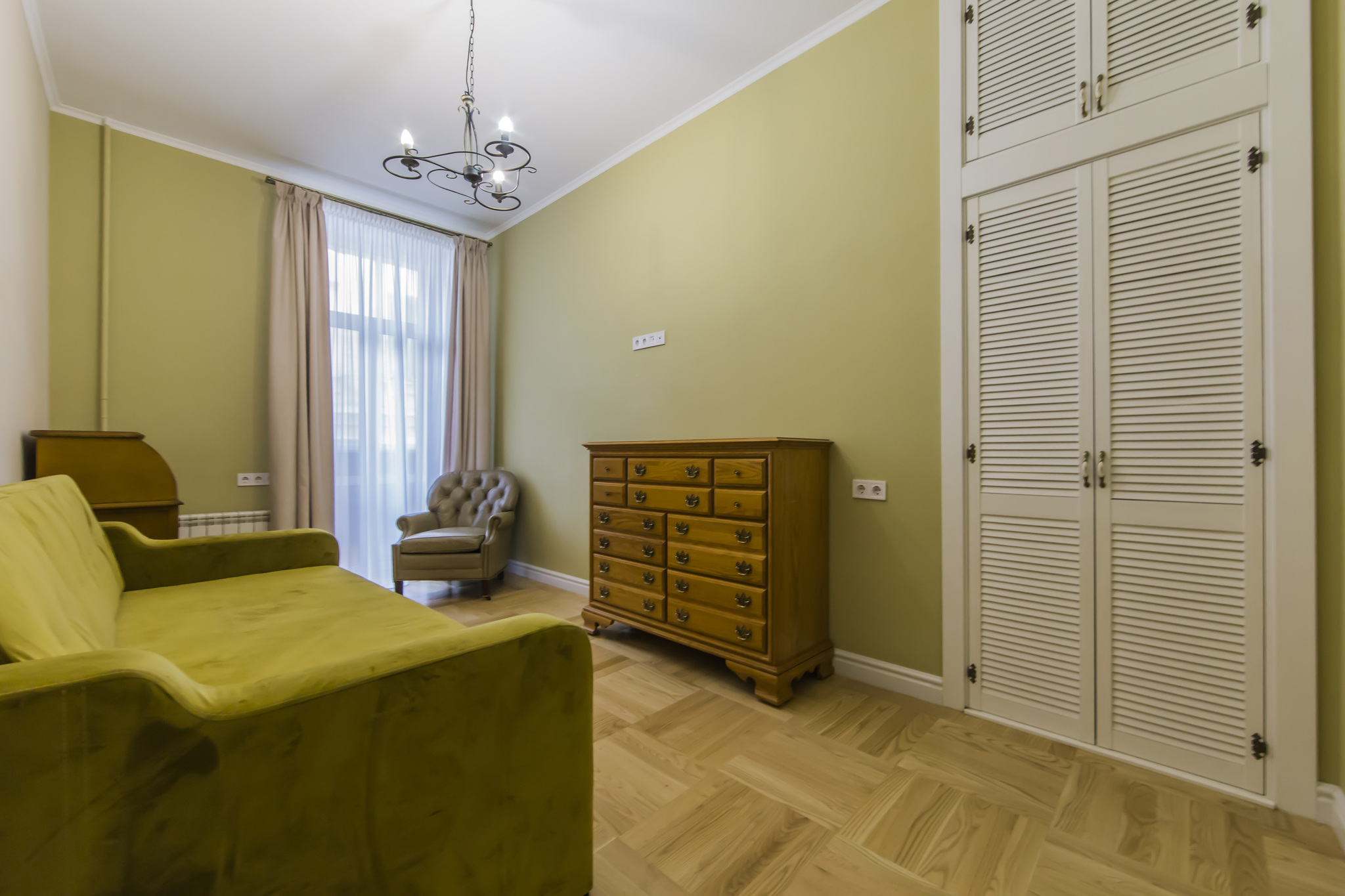 Аренда 5-комнатной квартиры 146 м², Софиевская ул., 25А