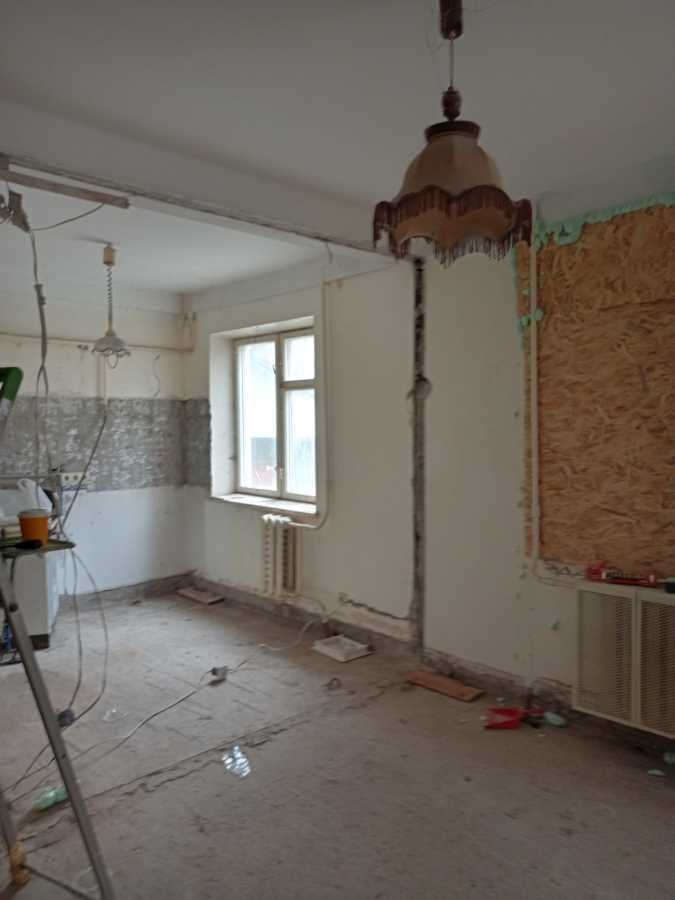 Продаж 3-кімнатної квартири 63 м², Євгена Коновальця вул., 37