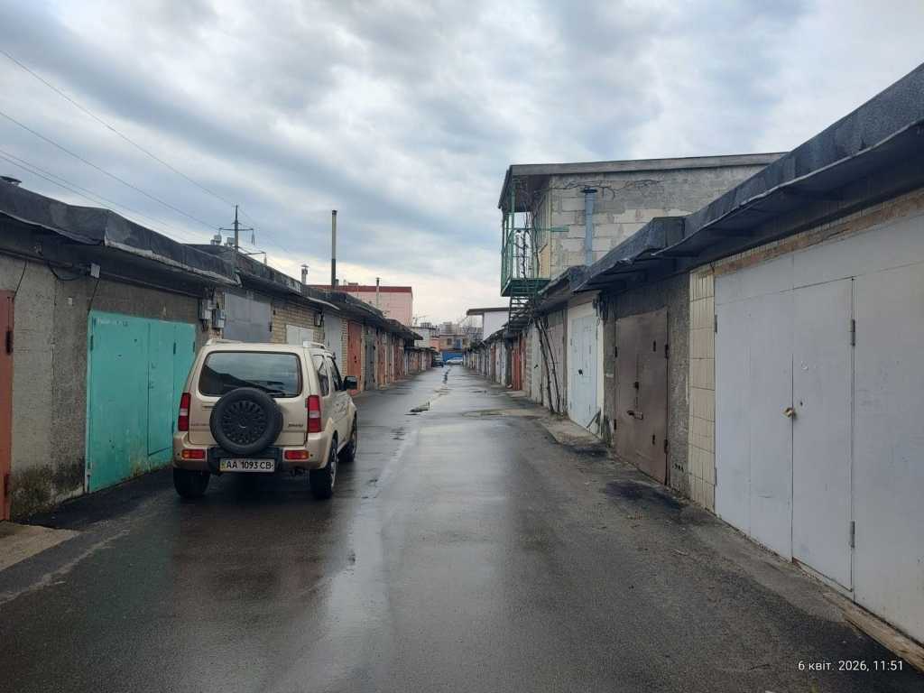 Продажа гаража 57 м², Николая Закревского ул., 93