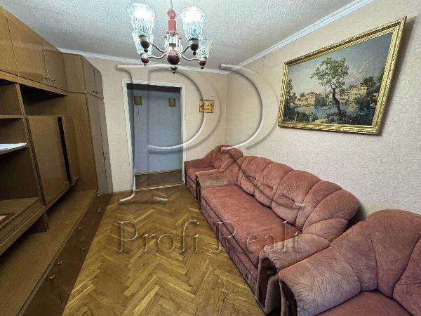 Продаж 2-кімнатної квартири 45 м², Миколи Василенка вул., 11