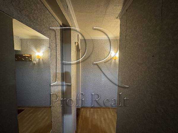 Продаж 2-кімнатної квартири 45 м², Миколи Василенка вул., 11