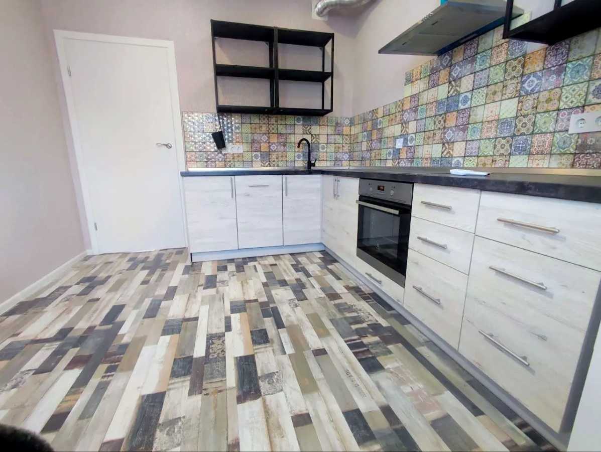 Продажа 2-комнатной квартиры 63 м², Михаила Донца ул., Ломоносова, 34б