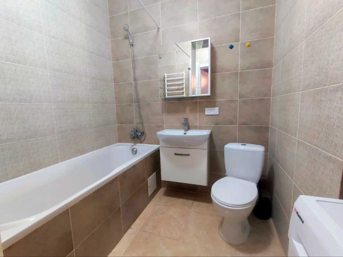 Продажа 2-комнатной квартиры 63 м², Михаила Донца ул., Ломоносова, 34б