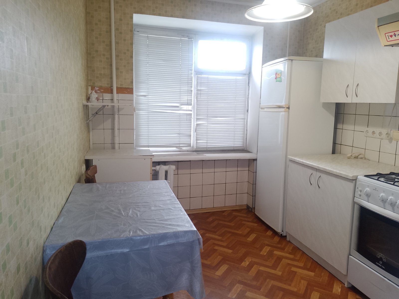 Оренда 1-кімнатної квартири 30 м², Перемоги просп., 66