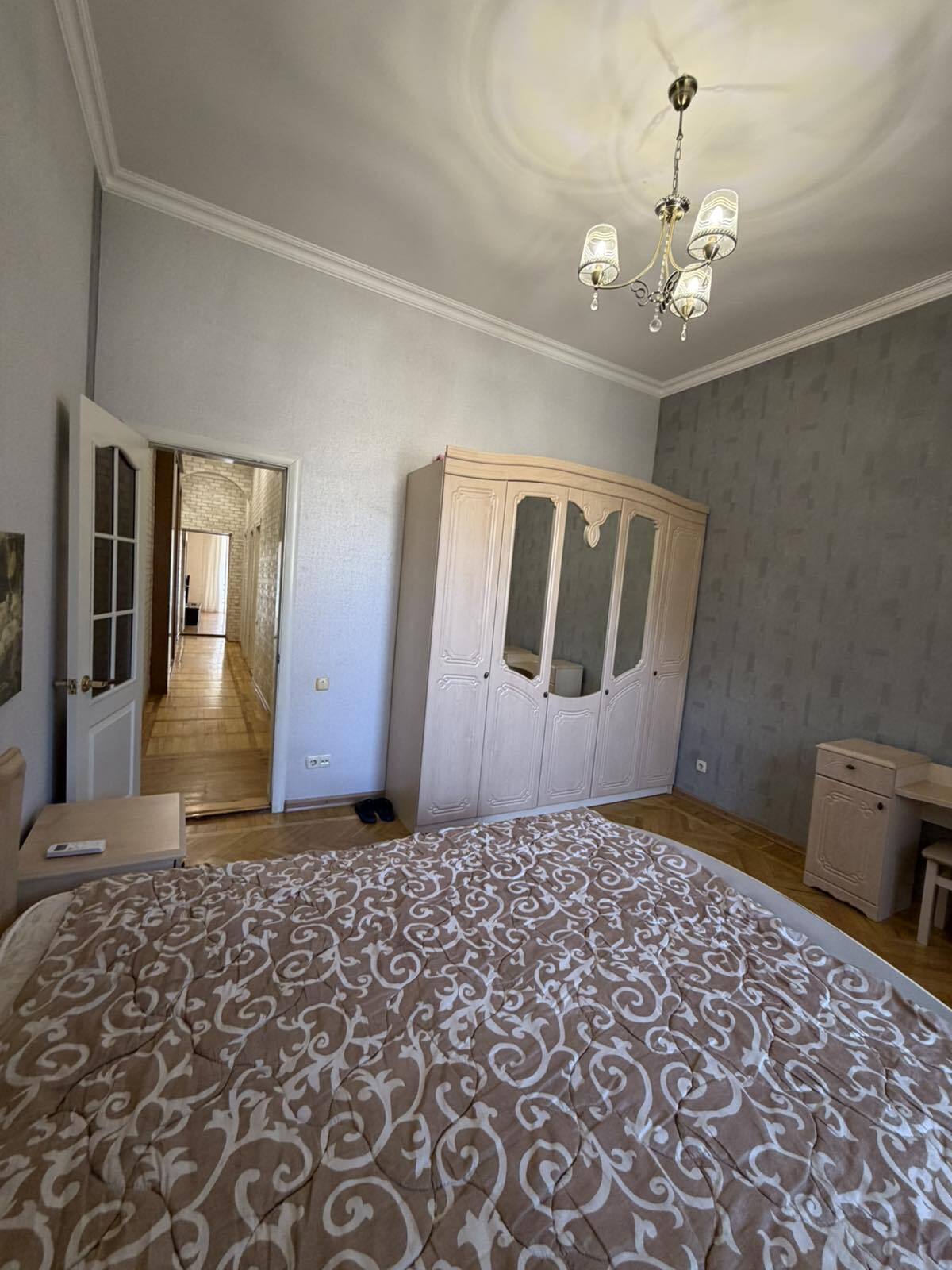 Продаж 2-кімнатної квартири 67 м², Успенская вул., 52