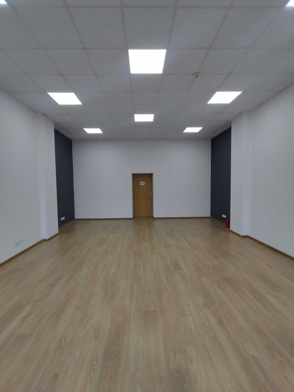 Оренда офісу 50 м², Євгена Сверстюка вул., 11