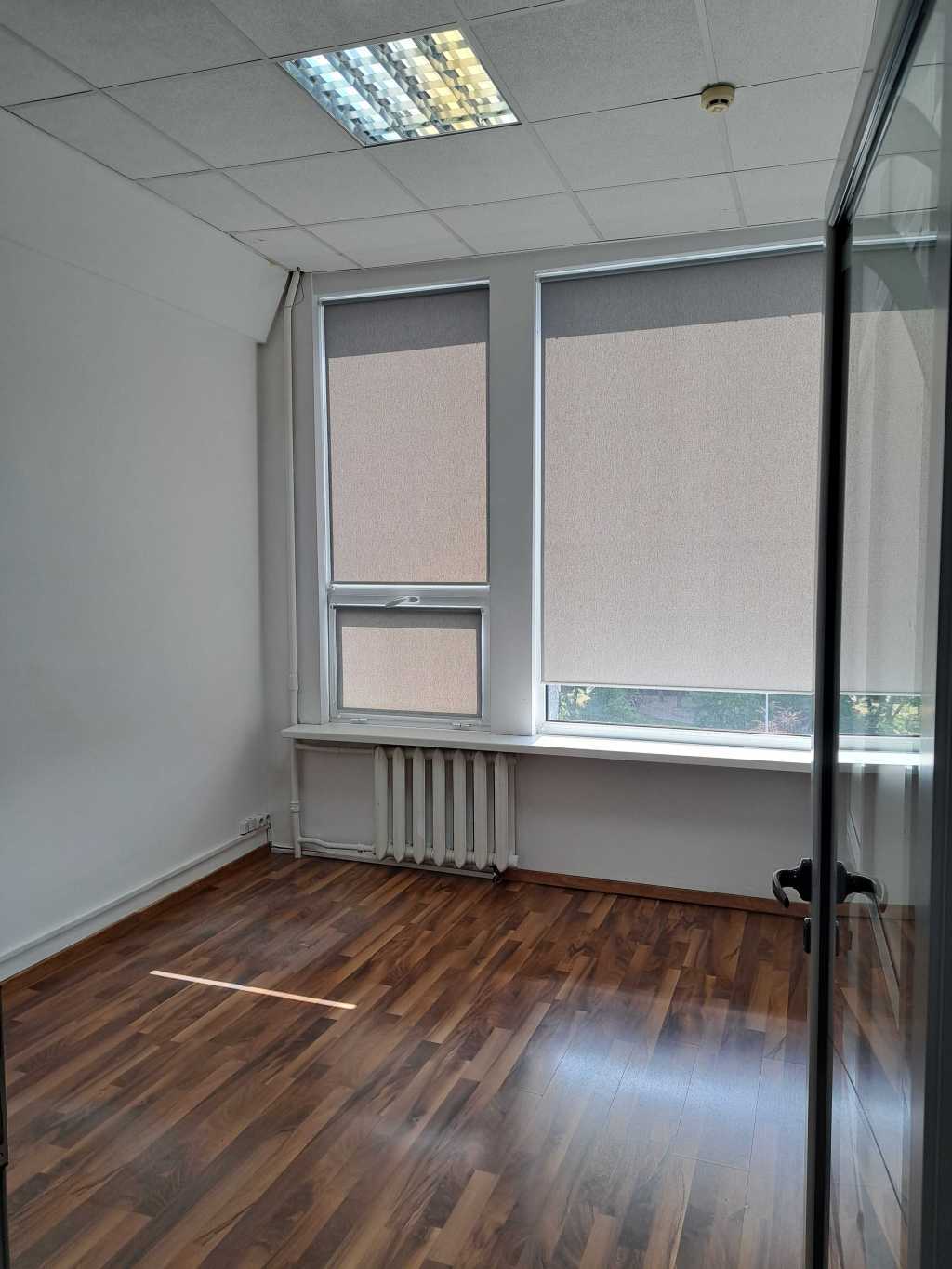 Оренда офісу 35 м², Євгена Сверстюка вул., 11б