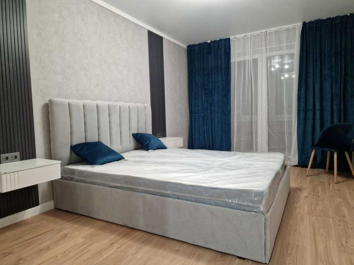 Аренда 2-комнатной квартиры 60 м², Соломенская ул., 10
