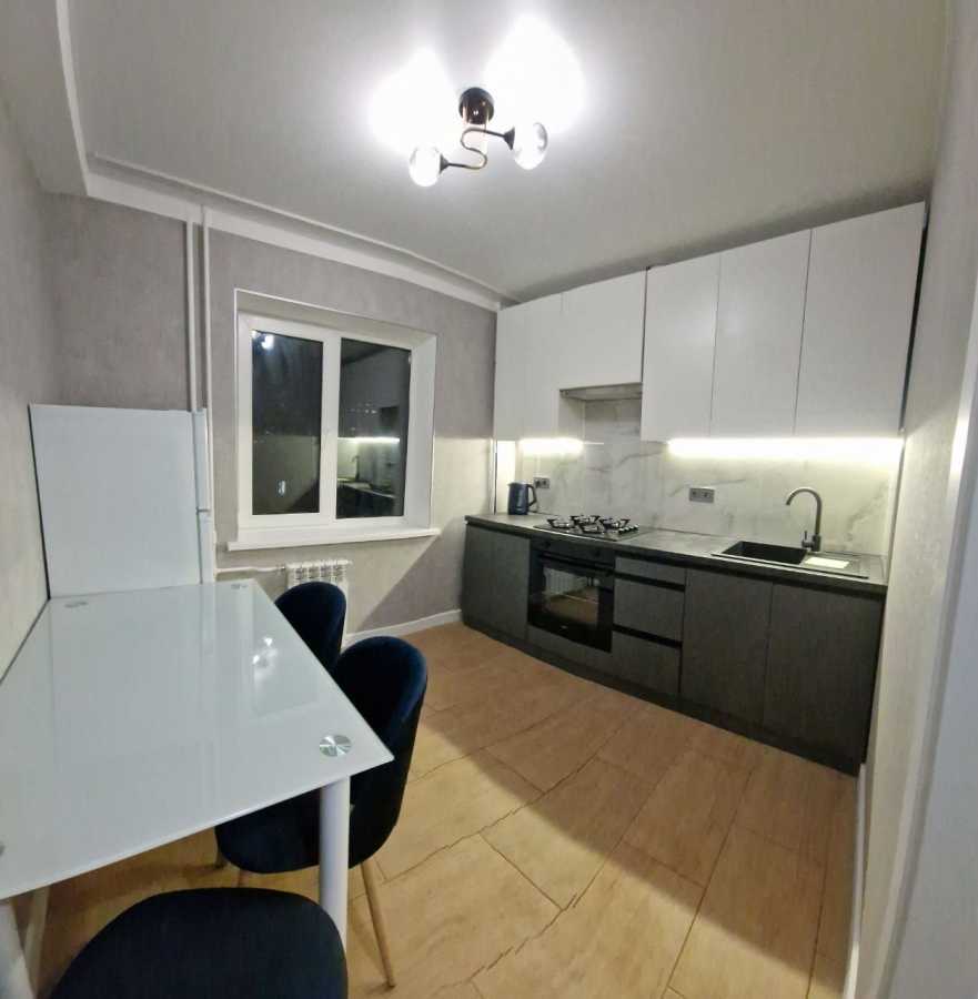 Аренда 2-комнатной квартиры 60 м², Соломенская ул., 10