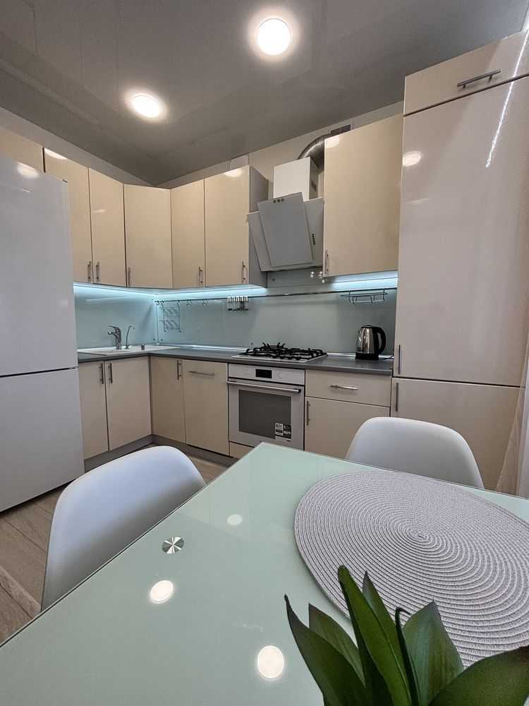 Продаж 1-кімнатної квартири 39 м², Боголюбова вул.