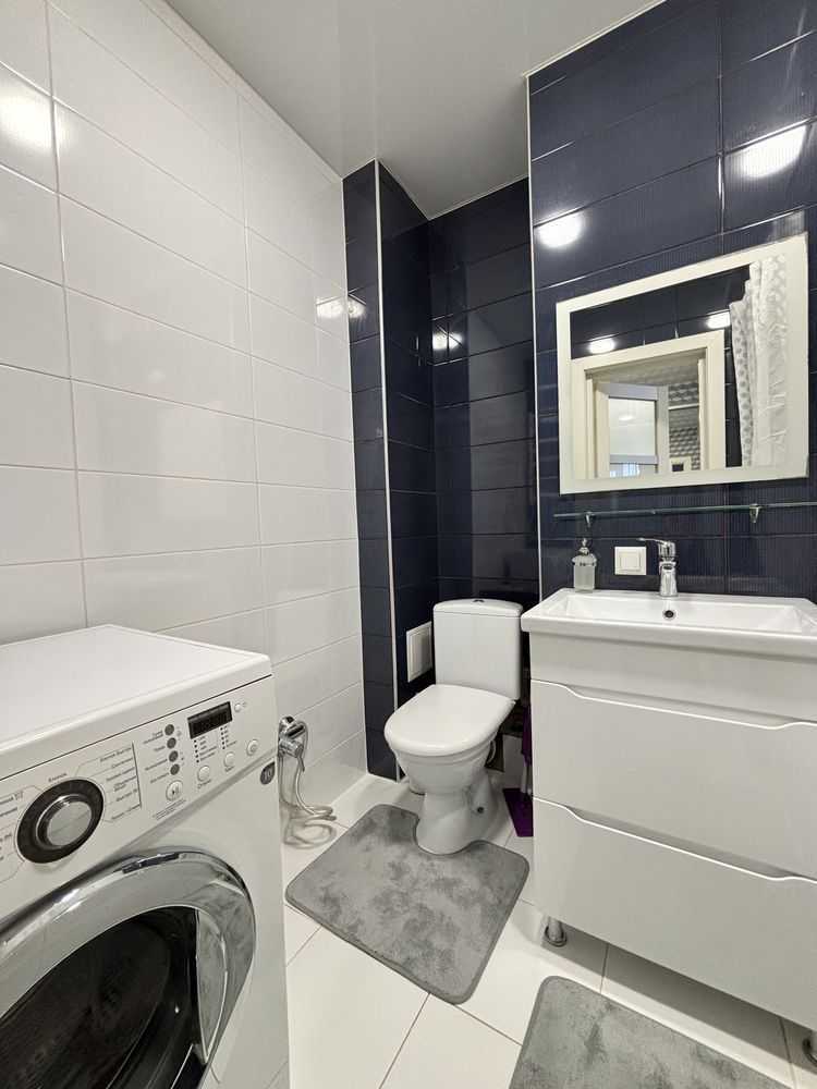 Продаж 1-кімнатної квартири 39 м², Боголюбова вул.