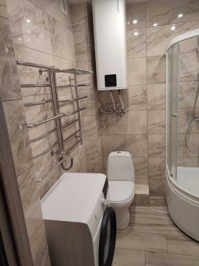 Оренда 1-кімнатної квартири 42 м², Симона Петлюри вул., 36