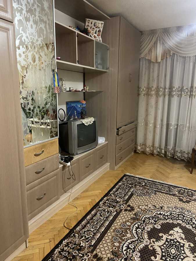 Продаж 4-кімнатної квартири 79.1 м², Інженера Бородіна вул., 5Б