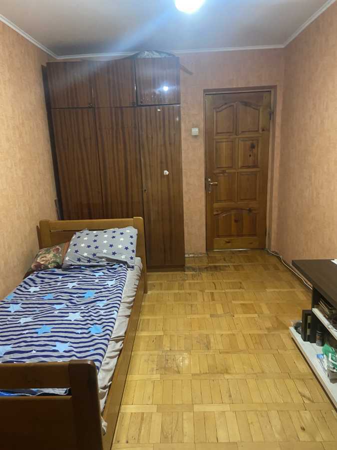 Продаж 4-кімнатної квартири 79.1 м², Інженера Бородіна вул., 5Б