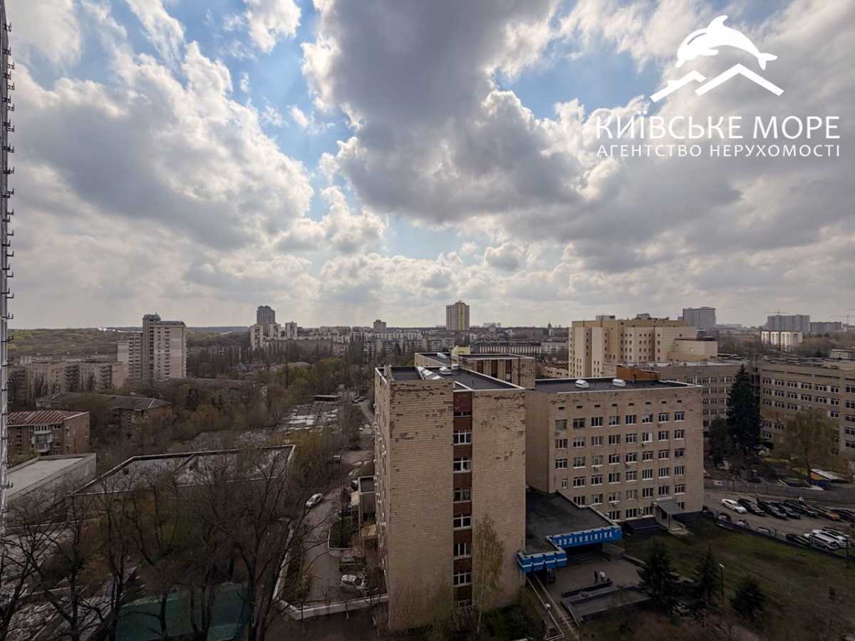 Продажа 1-комнатной квартиры 37 м², Михаила Донца ул., Ломоносова, 28