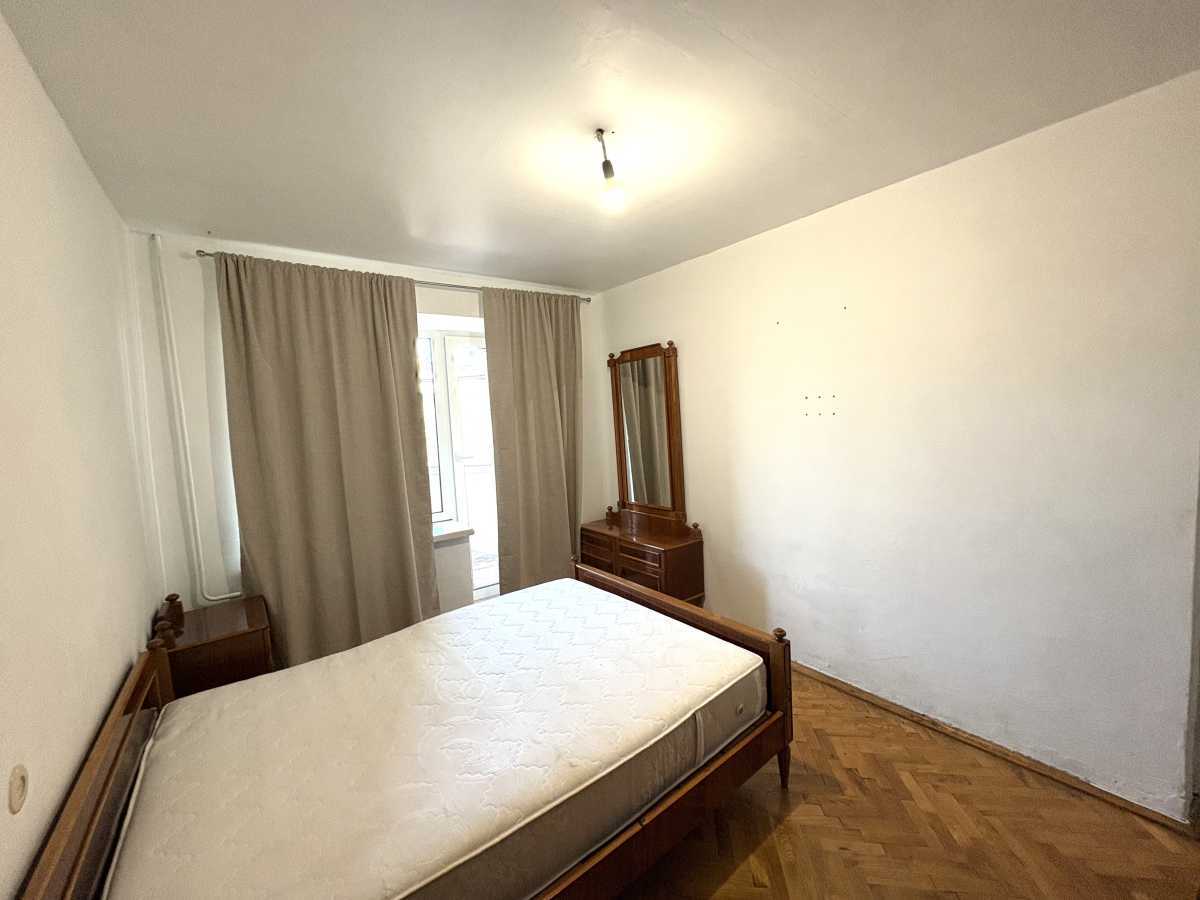 Продажа 3-комнатной квартиры 72.35 м², Хорива ул., 50