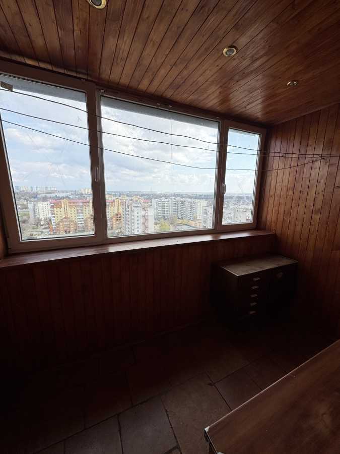 Продаж 2-кімнатної квартири 85 м², Незалежності бул., 17