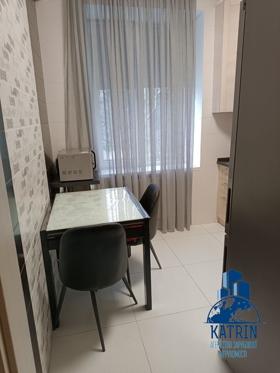 Оренда 3-кімнатної квартири 64 м², Юрія Савченка вул.