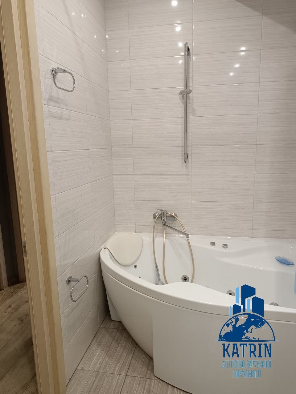 Оренда 3-кімнатної квартири 64 м², Юрія Савченка вул.