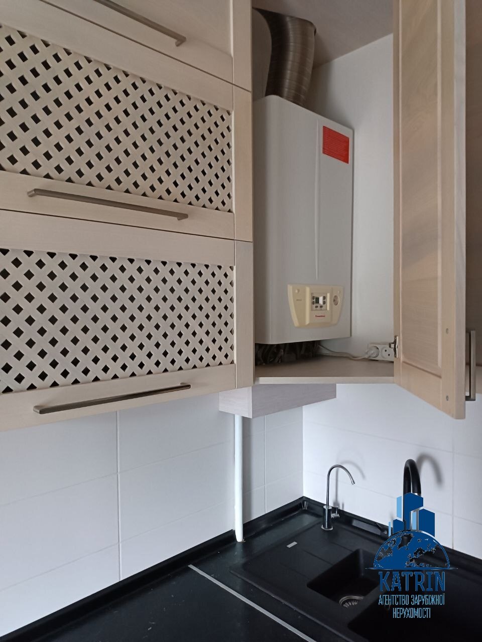 Оренда 3-кімнатної квартири 64 м², Юрія Савченка вул.