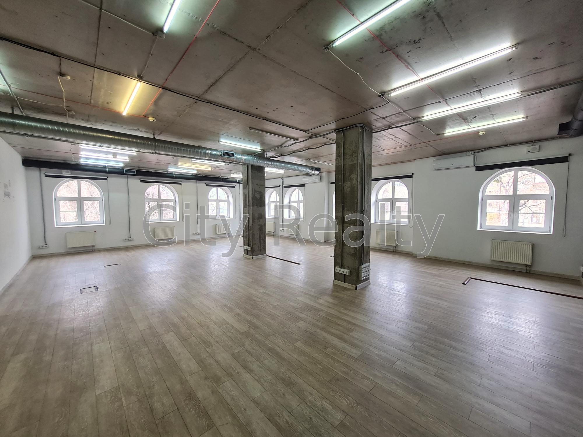 Оренда офісу 312 м², Воздвиженська вул., 45