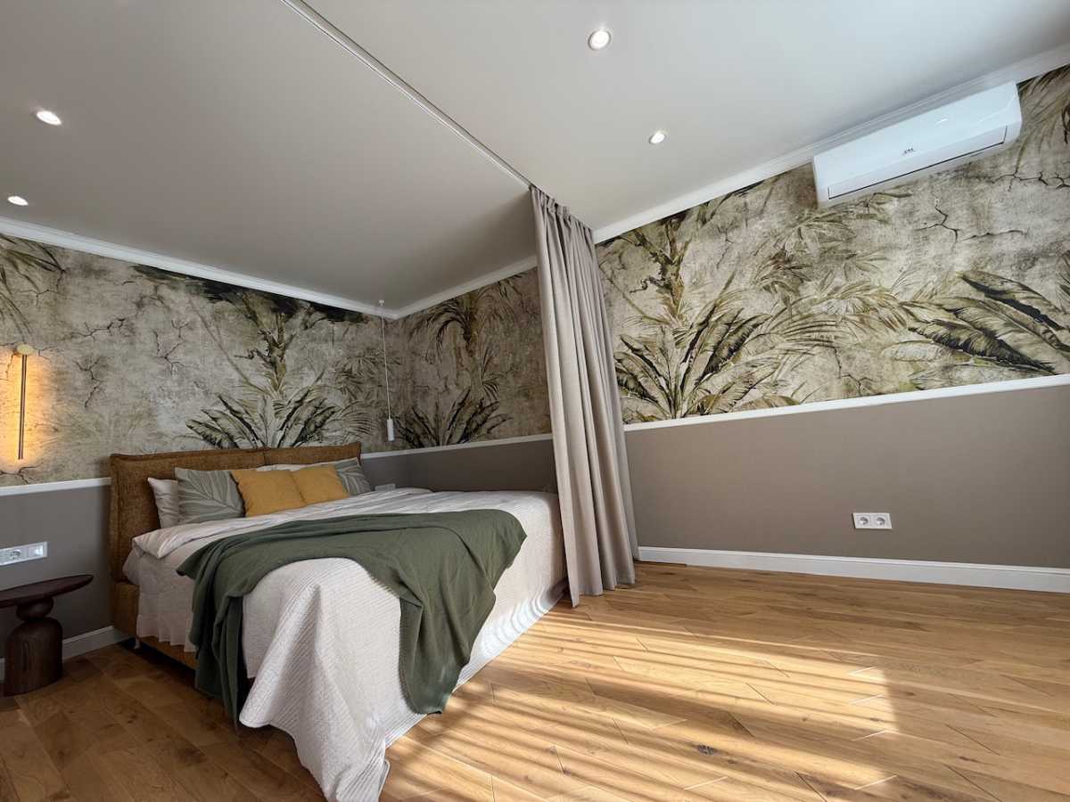 Продаж 1-кімнатної квартири 52 м², Михайла Максимовича вул., 32а