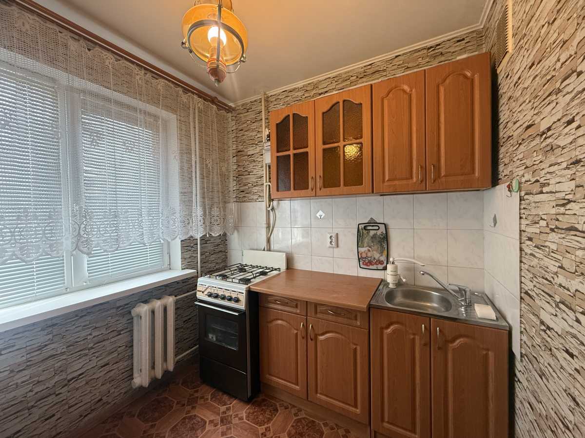 Продаж 2-кімнатної квартири 45.5 м², Любомира Гузара просп., 8