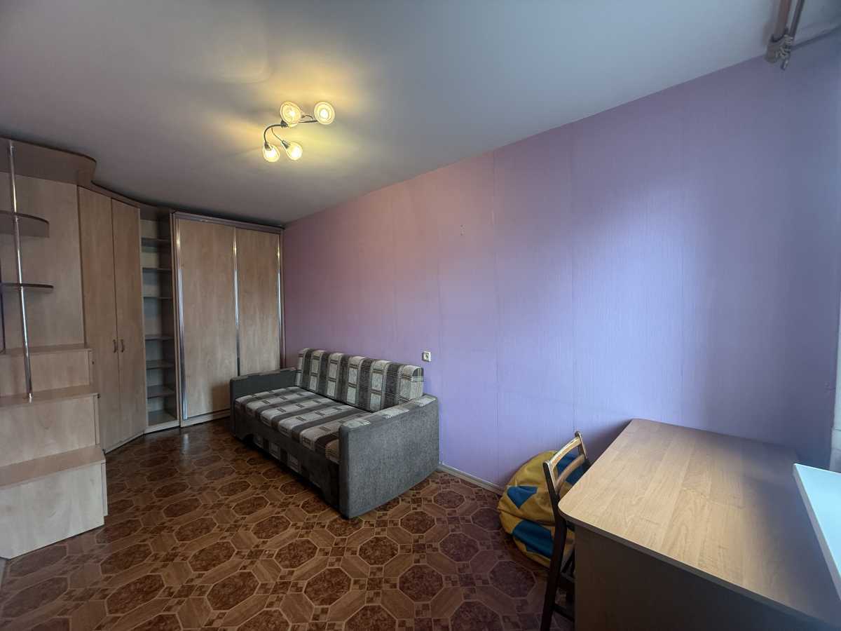 Продаж 2-кімнатної квартири 45.5 м², Любомира Гузара просп., 8