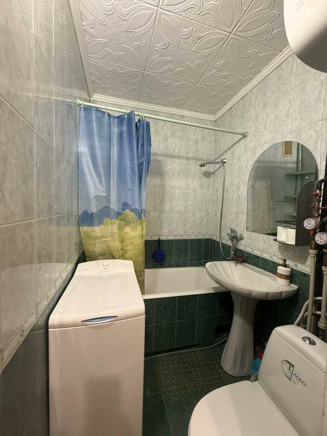 Продаж 2-кімнатної квартири 45.5 м², Любомира Гузара просп., 8