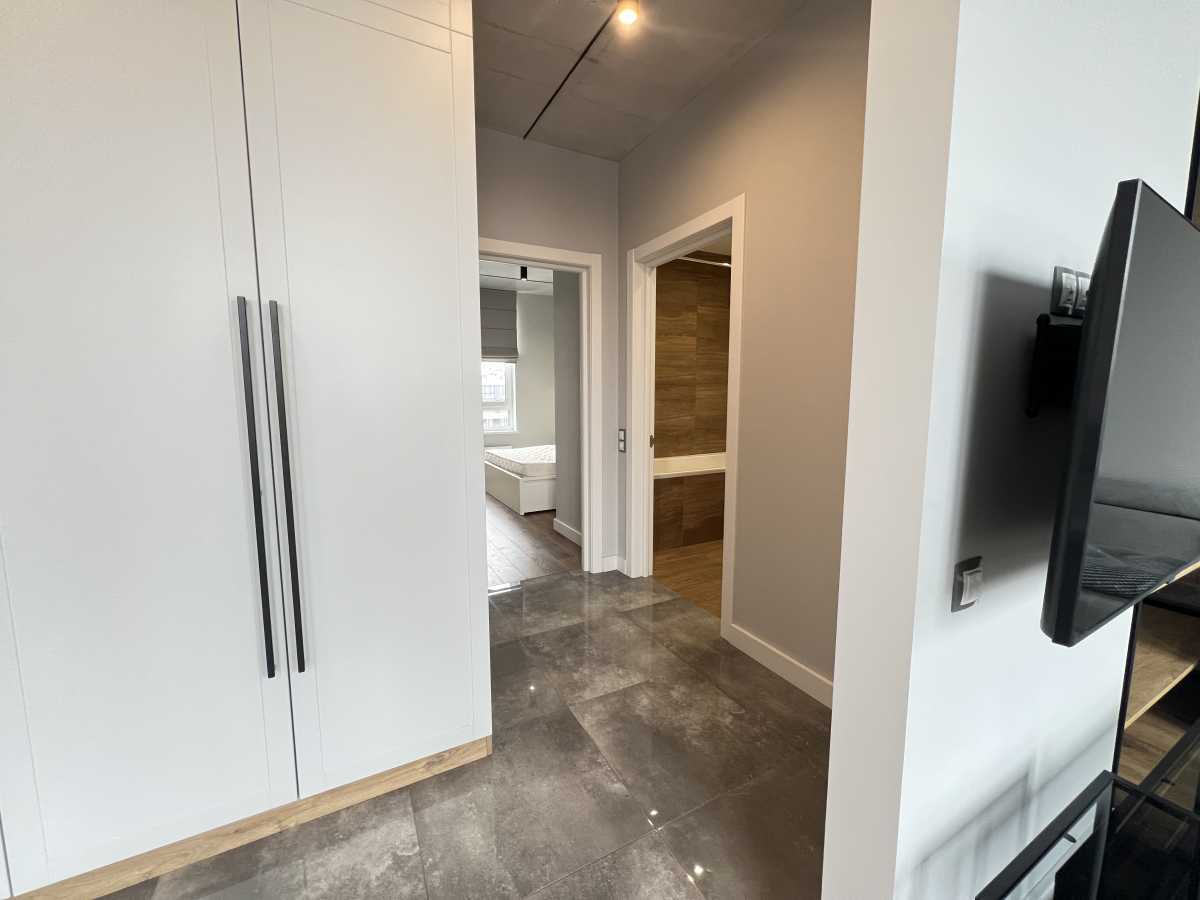 Аренда 1-комнатной квартиры 56 м², Салютная ул., 2