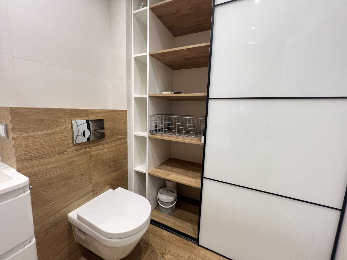 Аренда 1-комнатной квартиры 56 м², Салютная ул., 2