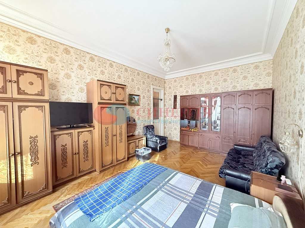 Продажа 2-комнатной квартиры 94 м², Институтская ул., 20/8