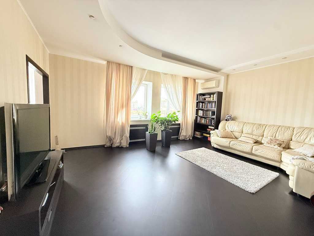 Оренда 3-кімнатної квартири 125 м², В'ячеслава Чорновола вул., 25