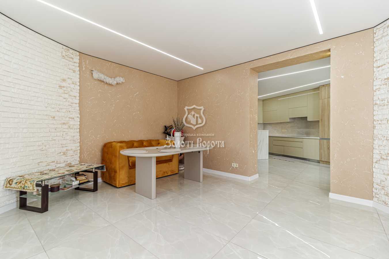 Продаж 3-кімнатної квартири 98 м², Боголюбова вул., 21