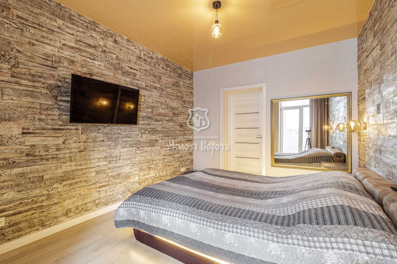 Продаж 3-кімнатної квартири 98 м², Боголюбова вул., 21