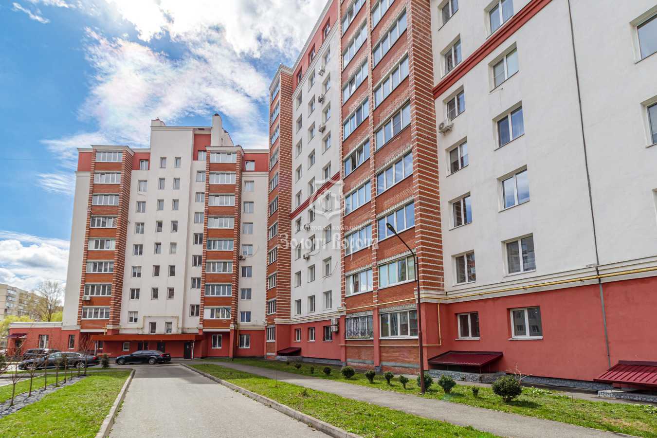 Продаж 3-кімнатної квартири 98 м², Боголюбова вул., 21