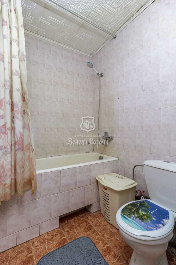 Продажа 2-комнатной квартиры 46 м², Михаила Донца ул., 2-Б