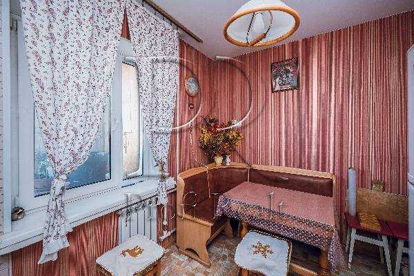 Продажа 3-комнатной квартиры 82 м², Подлесная ул., 2