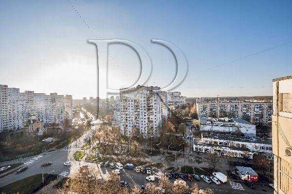 Продажа 3-комнатной квартиры 82 м², Подлесная ул., 2