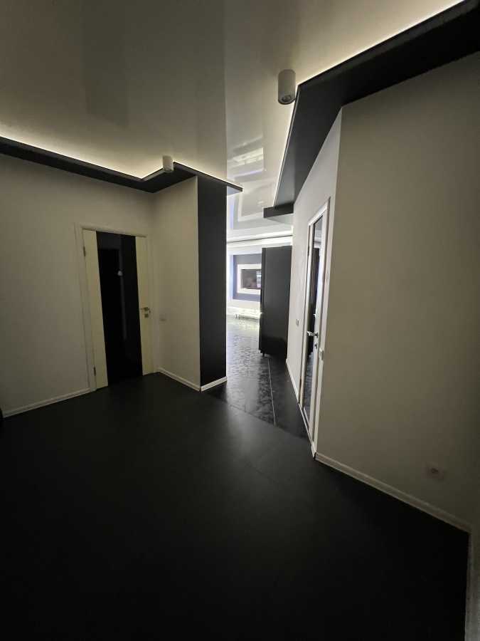 Продажа 2-комнатной квартиры 67 м², Валерия Лобановского просп., 4Г